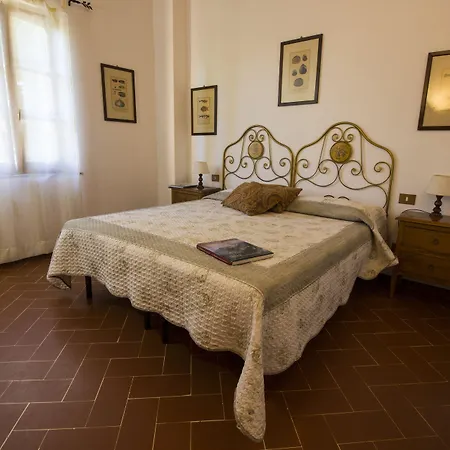 Borgo Il Poggio Feriegård